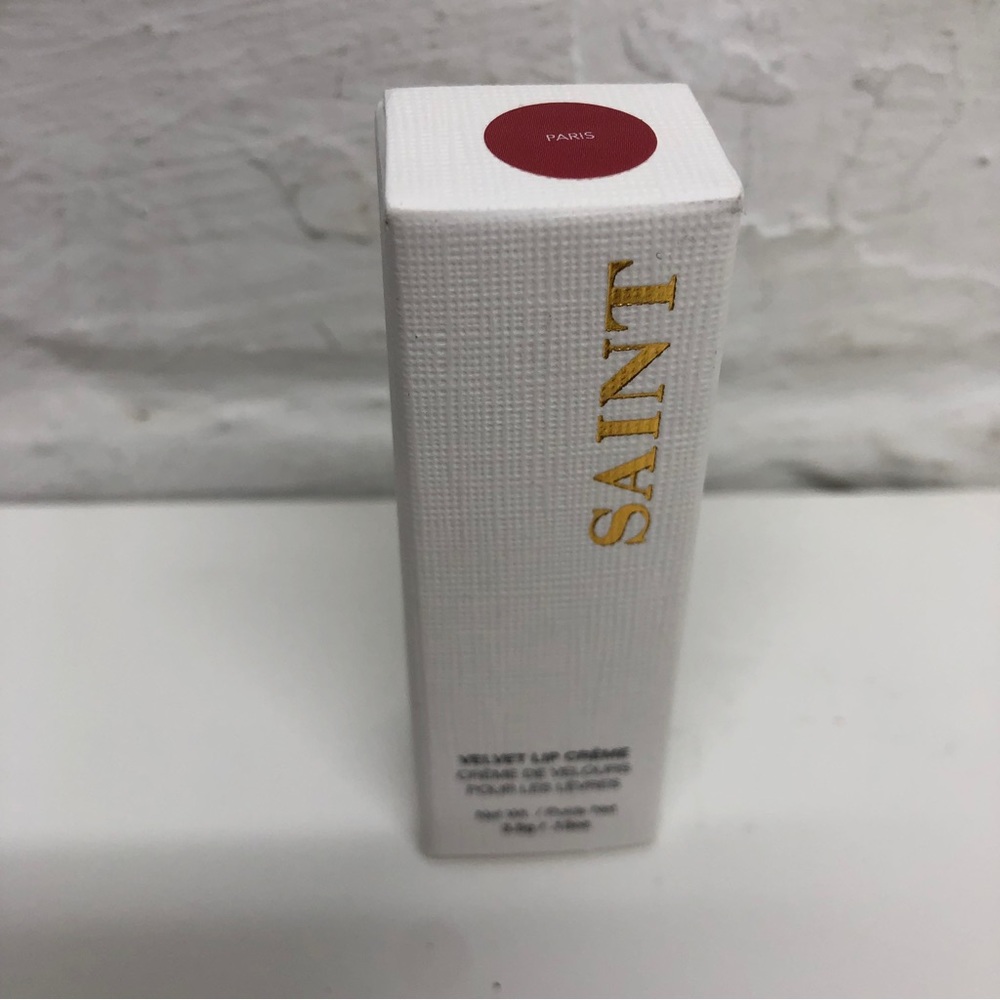 Saint Cosmetics Velvet Lip Cream In Paris